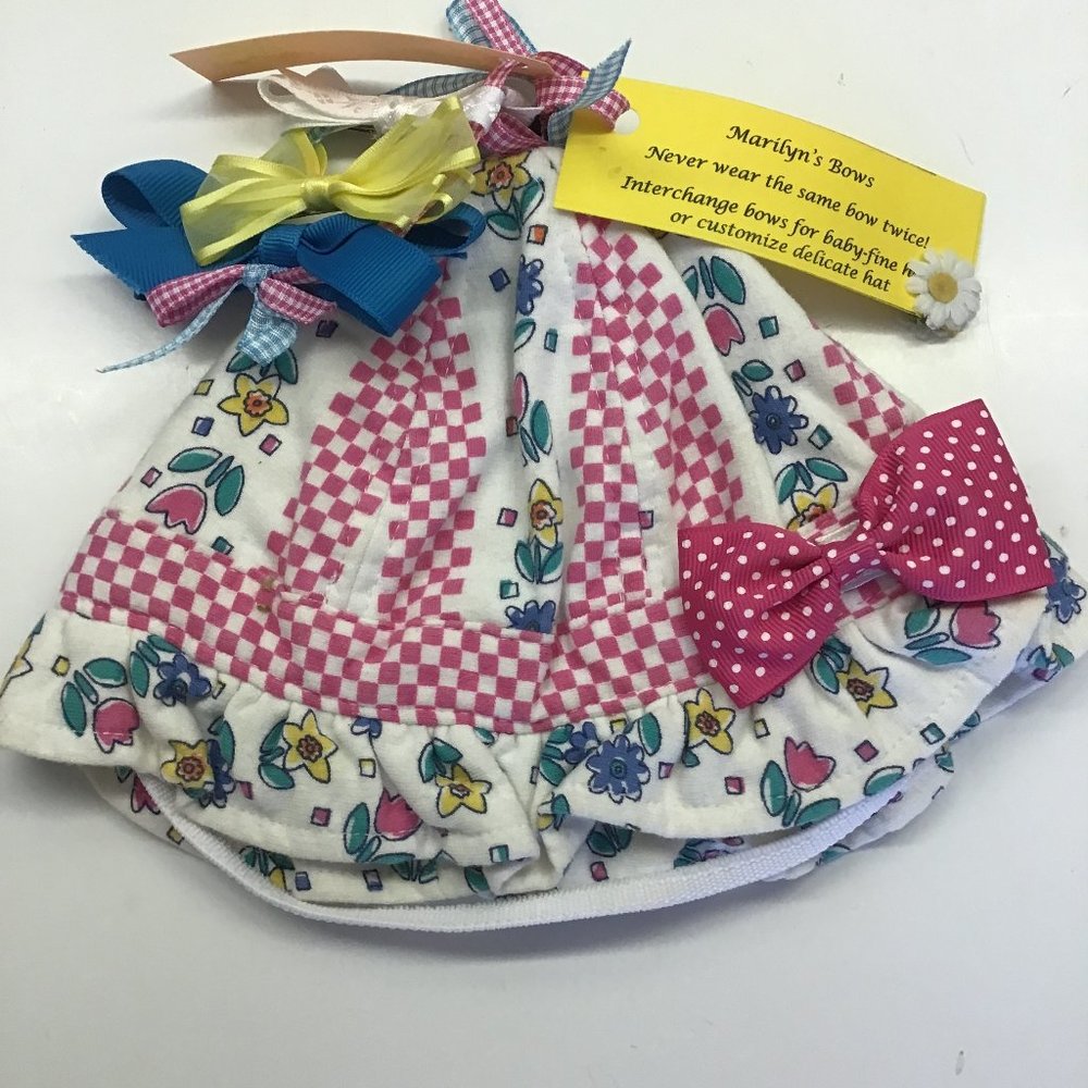 Gymboree Infant Hat with 4 Interchangeable Bows
